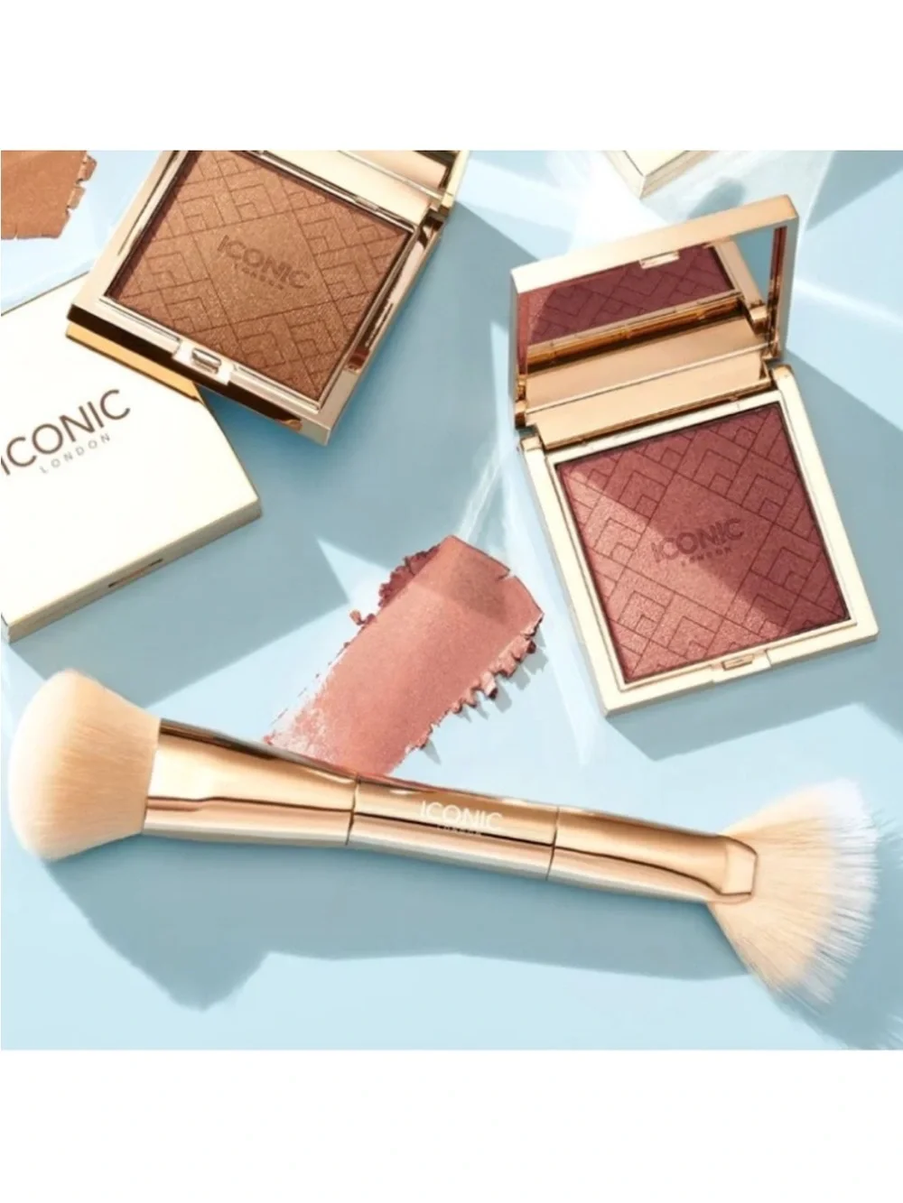 Iconic London cheek glow duo brush